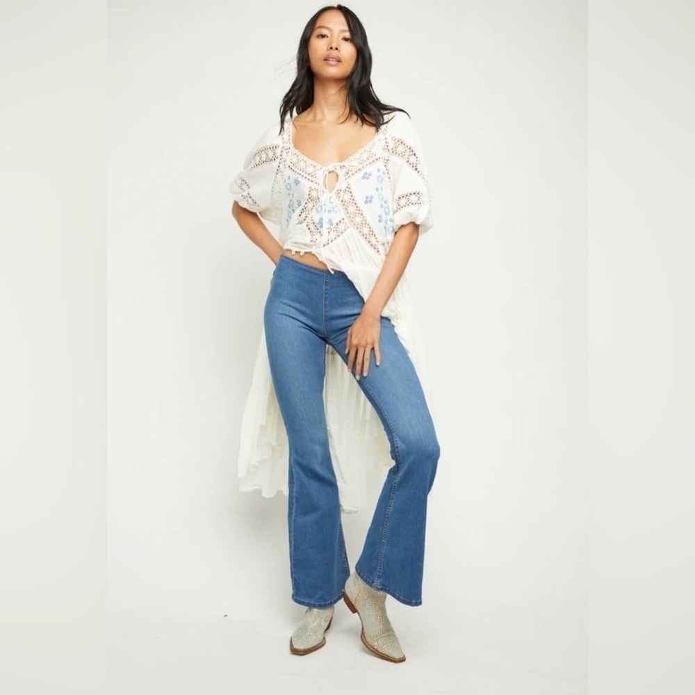 We The Free Penny Stretch Flare Pull On Jeans Medium Wash Rodeo Boho People 27